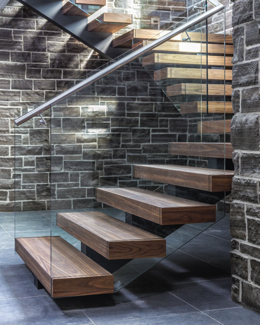 mono stringer stair / box steps / round stainless steel handrail